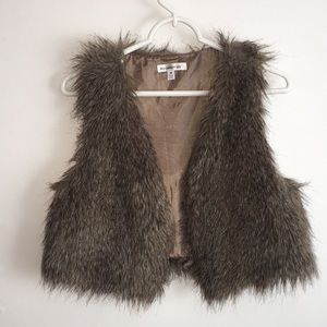 Faux Fur Vest By Roommates